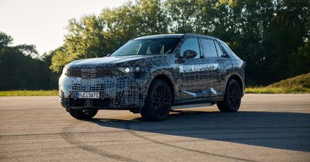 BMW z napędem od Japończyków. Świat staje na głowie