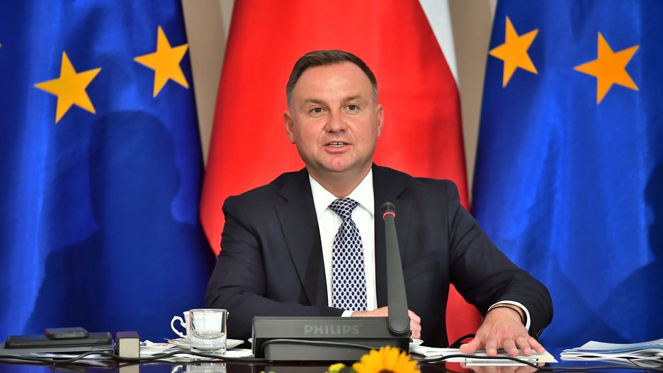 Stan wyjątkowy. Andrzej Duda podjął decyzję i skierował wniosek do Sejmu 