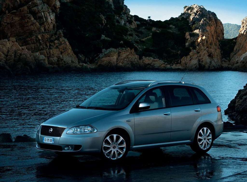 Jak przez lata zmieniał się Fiat? [galeria] 79