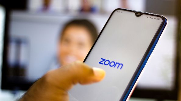 Platforma Zoom - niewielki błąd i poważne konsekwencje [Getty Images/ SOPA Images]