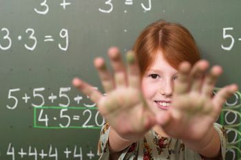 Matematyka w szkole zniechęca dziewczynki? Są najnowsze dane