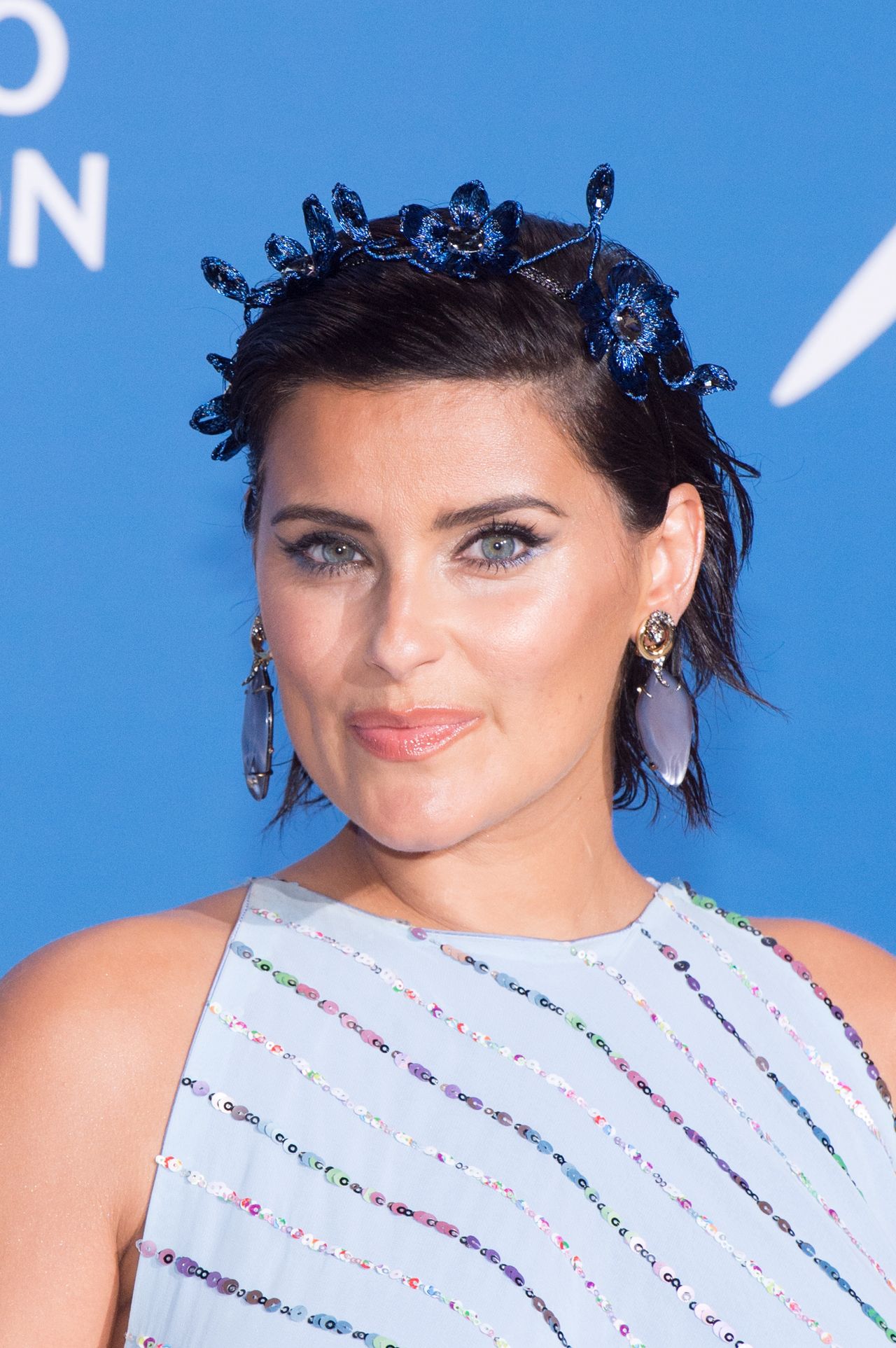 Nelly Furtado w krótkich włosach