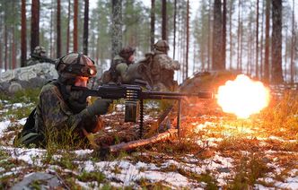Historyczna decyzja Finlandii. Chcą mieć broń atomową