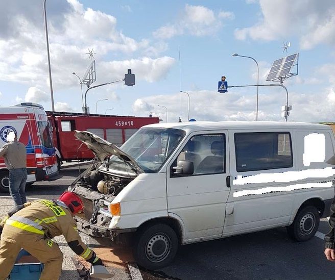 Groźny wypadek na obwodnicy Ćmielowa