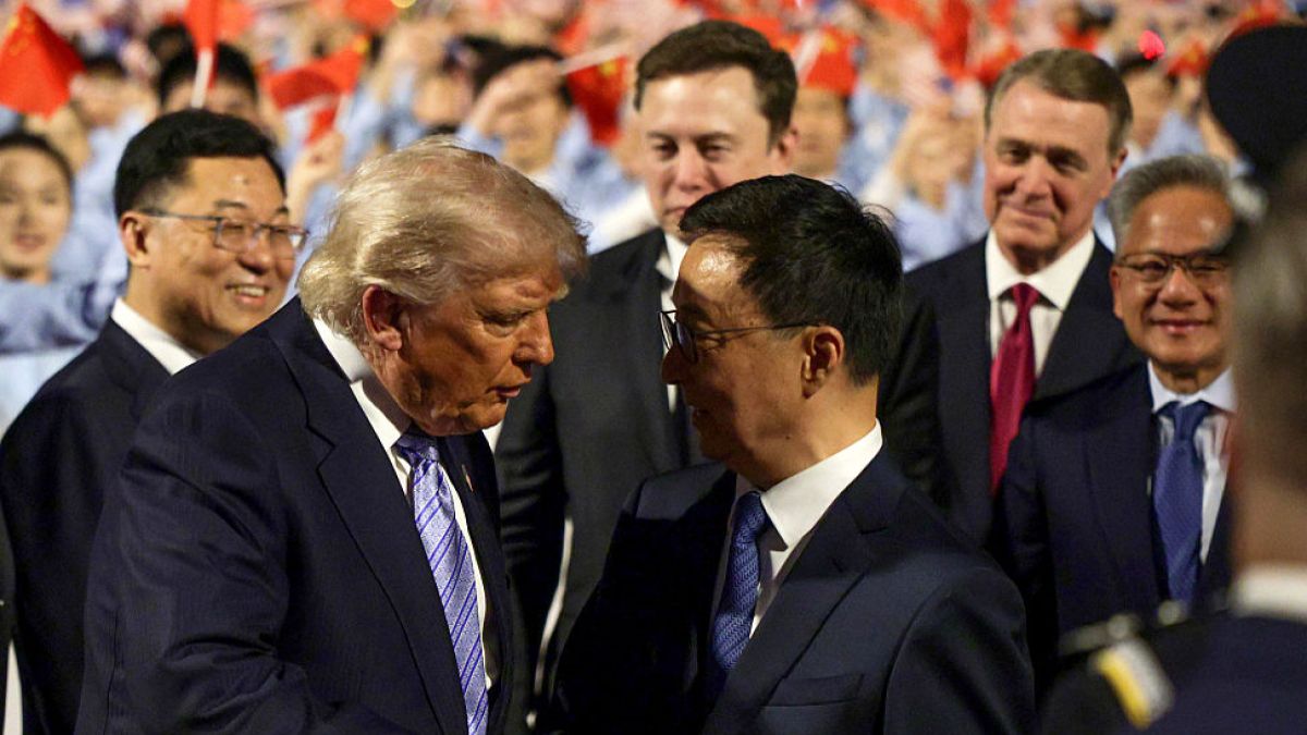 Trumpowi towarzyszy delegacja składająca się ze znanych nazwisk