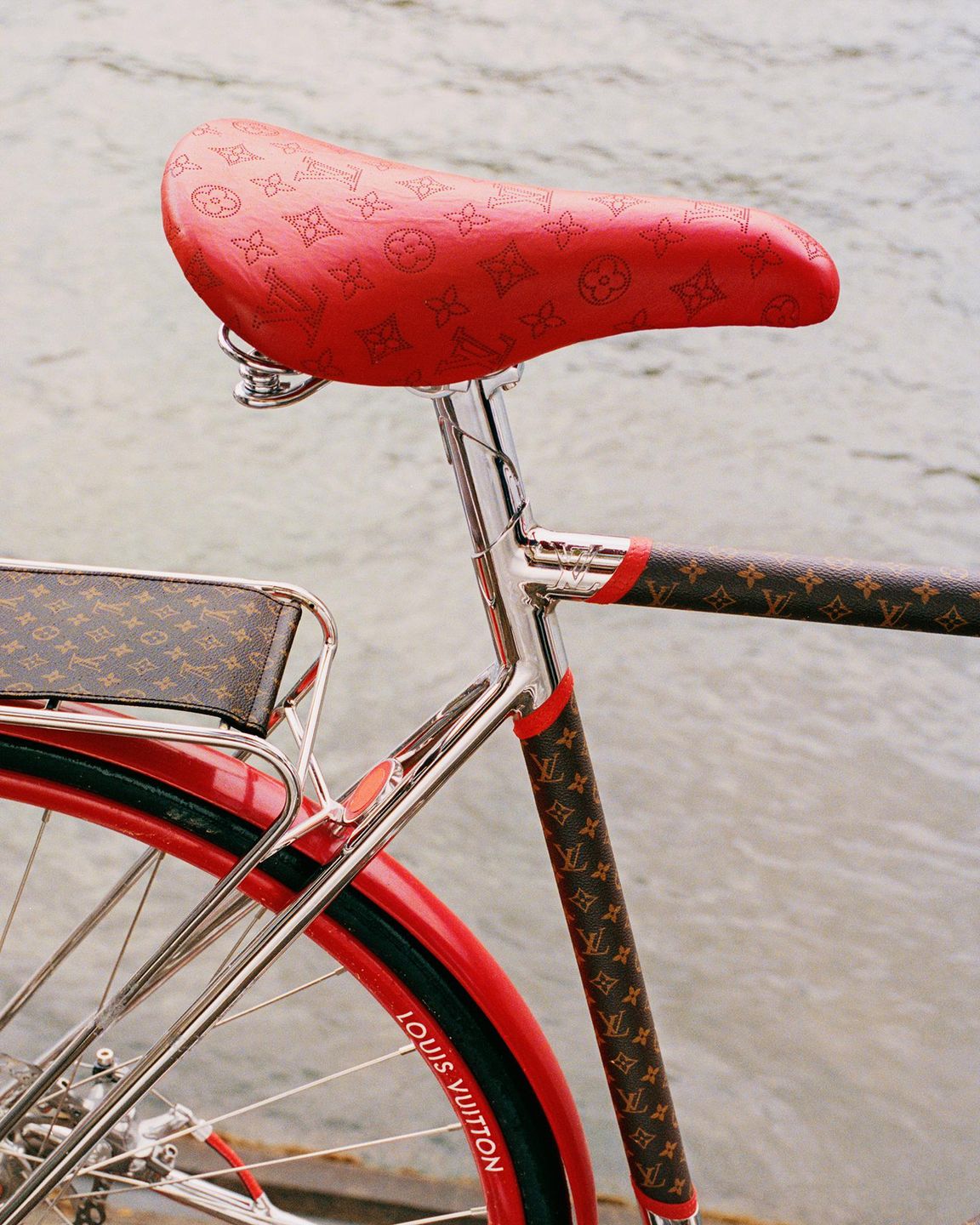 Luksusowy rower w cenie nowego auta. Louis Vuitton prezentuje LV Bike 2