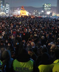 Dantejskie sceny w Mongolii. Szturm na budynki rządu