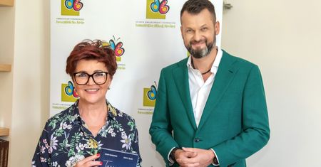Jakub B. Bączek: Samotność nie pasuje nam do wizerunku