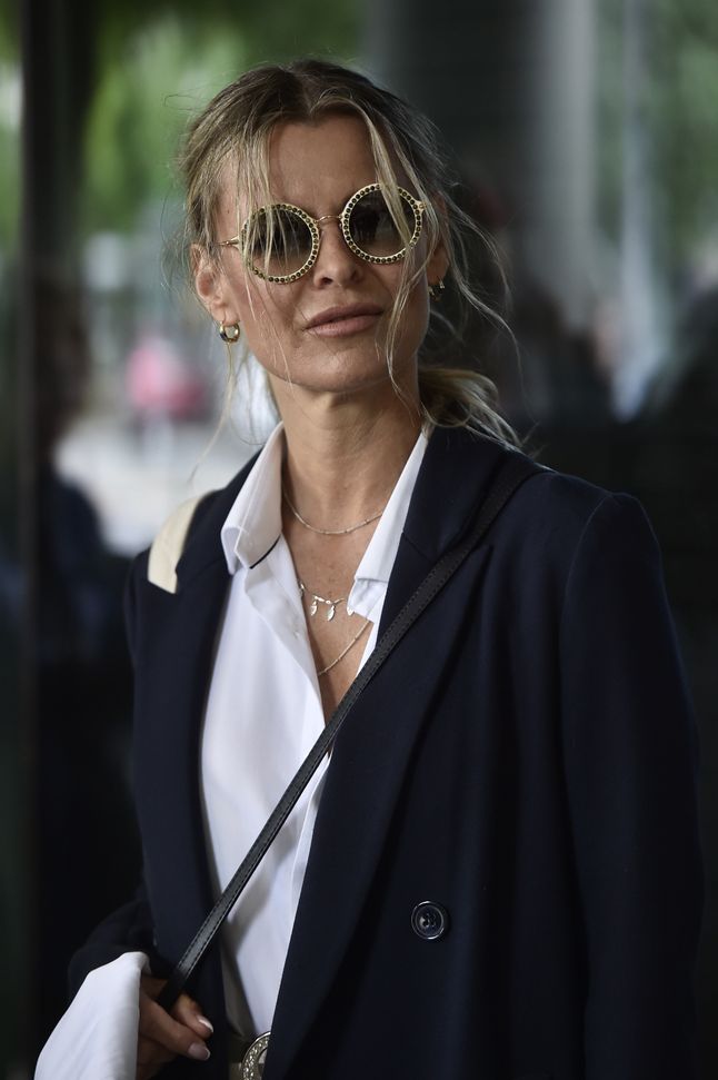 Marta "Mandaryna" Wiśniewska pod studiem "Dzień Dobry TVN" 