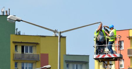 Dąbrowa Górnicza. Nowe oświetlenie ulic, oszczędzają energię