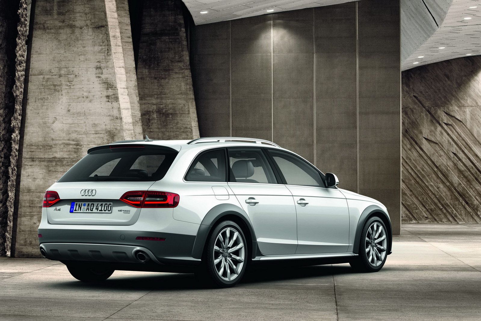 Audi A4/S4/Allroad (2012)