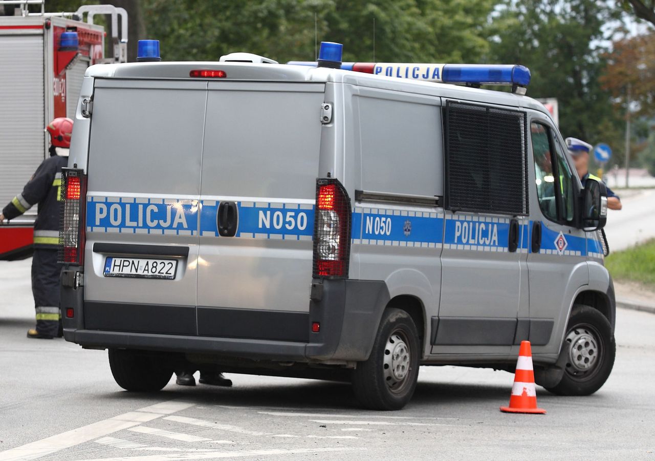 Łódzkie. Tragiczny wypadek na obwodnicy. Auto spadło ze skarpy