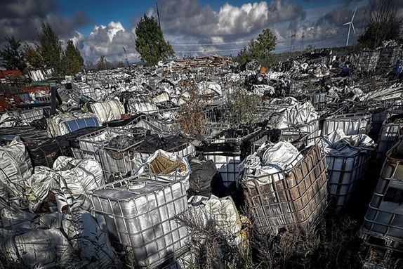 CBŚP uderza w mafię śmieciową-46 zatrzymanych, tysiące zarzutów.