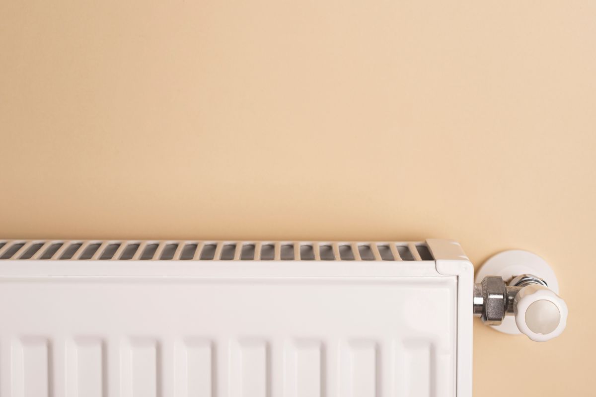 Efficient tips to clean radiators and improve air quality