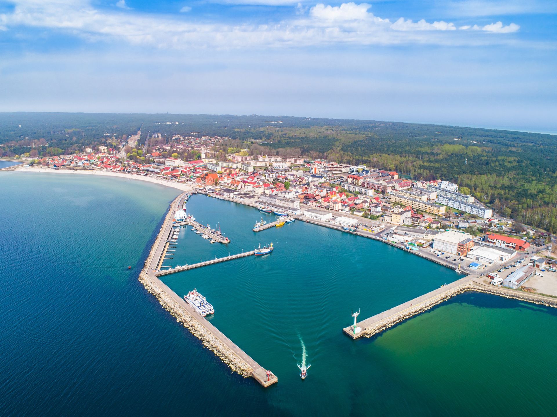 Widok na port w Helu