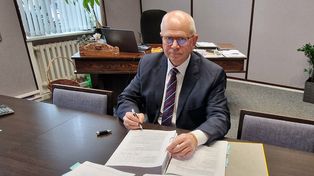 Burmistrz Chodzieży wezwał policję. "Zostałem zaatakowany"