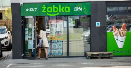 Żabka w wersji smart. Sieć testuje nowe rozwiązania
