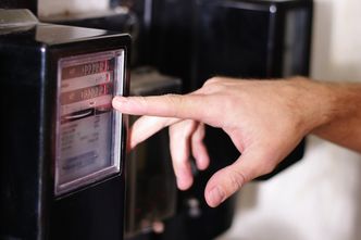 Trzej sprzedawcy prądu muszą się tłumaczyć. URE wezwał ich do złożenia wyjaśnień