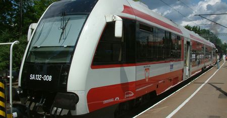 Zakażony koronawirusem jechał pociągiem. Sanepid pilnie szuka pasażerów