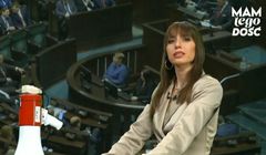 Marianna Schreiber, żona ministra w kancelarii premiera, z programem „Mam tego dość” w „Super Expressie”