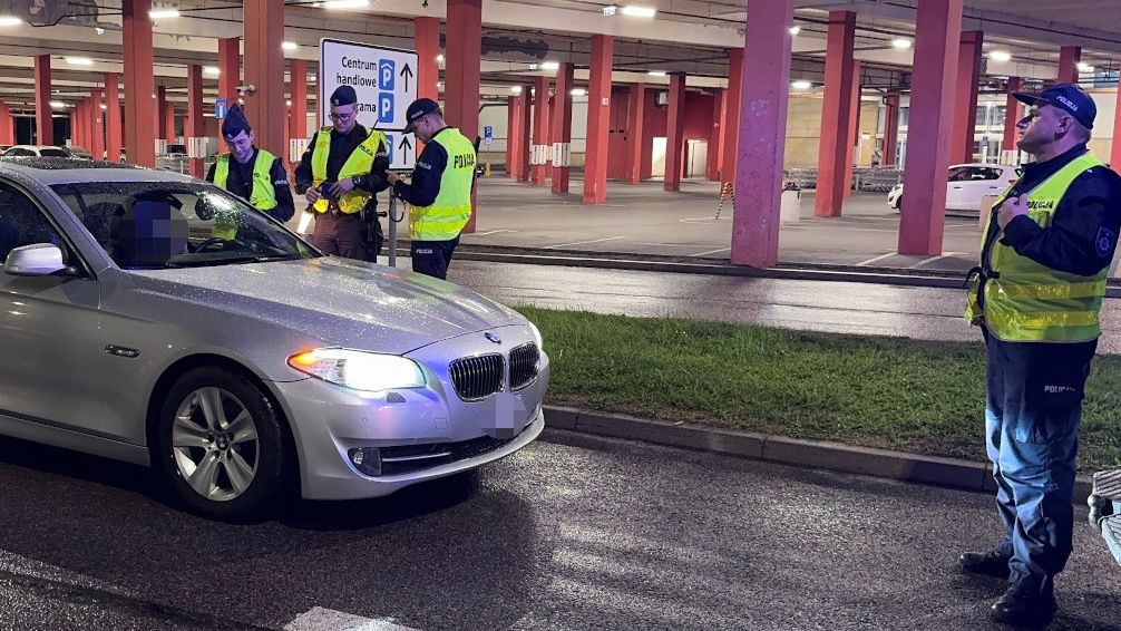 Akcja policji przeciw ulicznym wyścigom