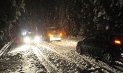 Paraliż po ataku zimy. Potężne utrudnienia w Małopolsce