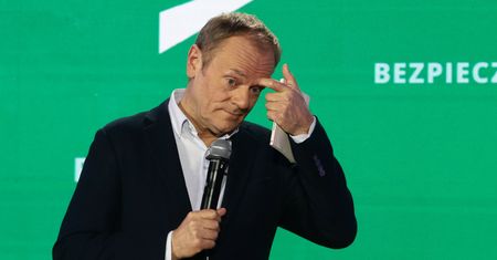 Balcerowicz ocenił "babciowe". "Nie wolno udawać, że pieniądze rosną na drzewie"