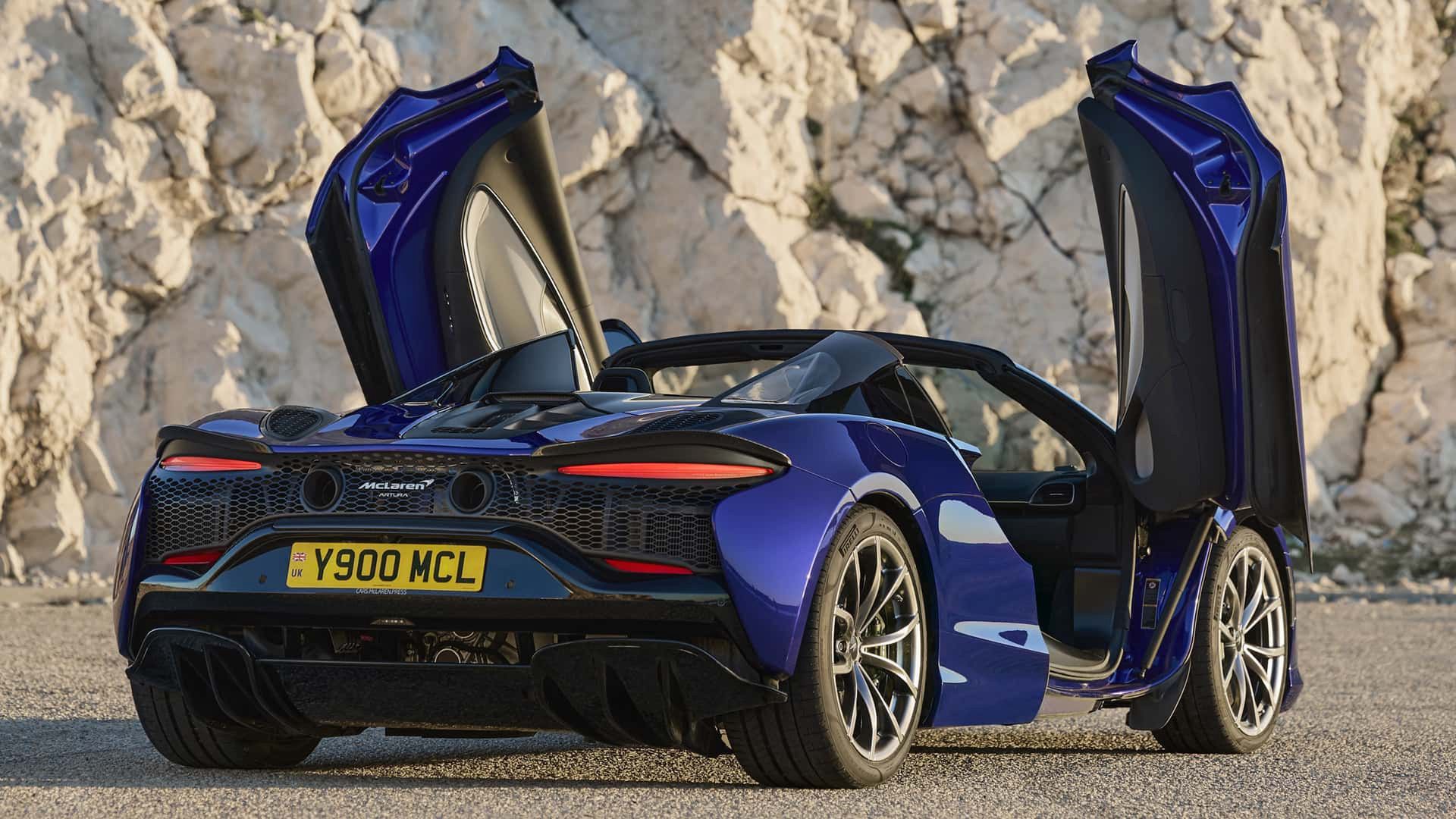 McLaren Artura Spider 