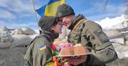 Wojna w Ukrainie: Miłość wszystko zwycięży. Wzięli ślub na froncie