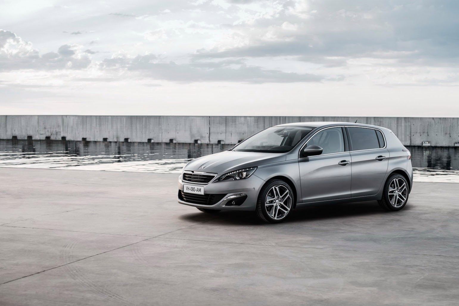 Nowy Peugeot 308 w obszernej galerii zdjęć 60