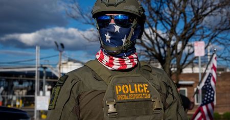 Polacy w ośrodkach deportacyjnych USA. Pleśń w celach i brak leków