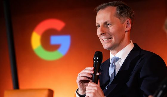 Prezes UOKiK o sporze wydawców z Google: "Opcja atomowa wciąż jest na stole"