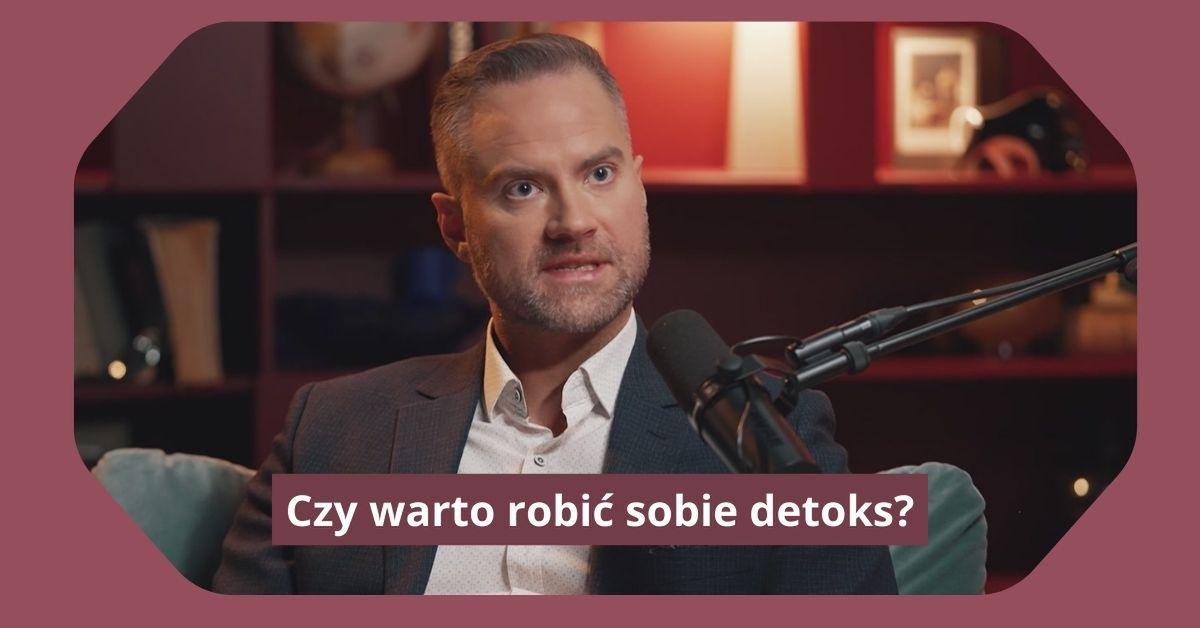 Czy warto robić detoks? Dietetyk stawia sprawę jasno