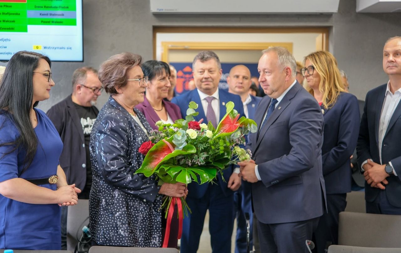 Prezydent Artur Łakomiec z wotum zaufania i absolutorium. "To zobowiązanie do dalszej pracy"