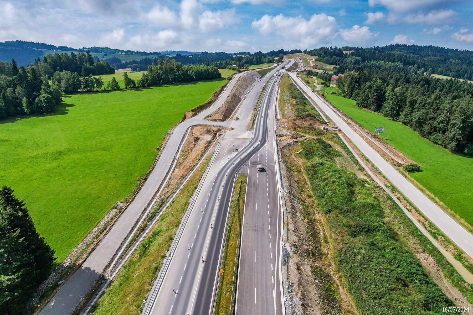 Budowa nowej zakopianki na odcinku Rdzawka - Nowy Targ (lipiec 2024 r.)