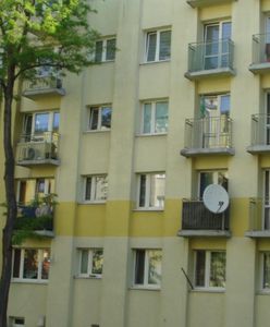 Troje dzieci na balkonie bez opieki. Mogło dojść do tragedii