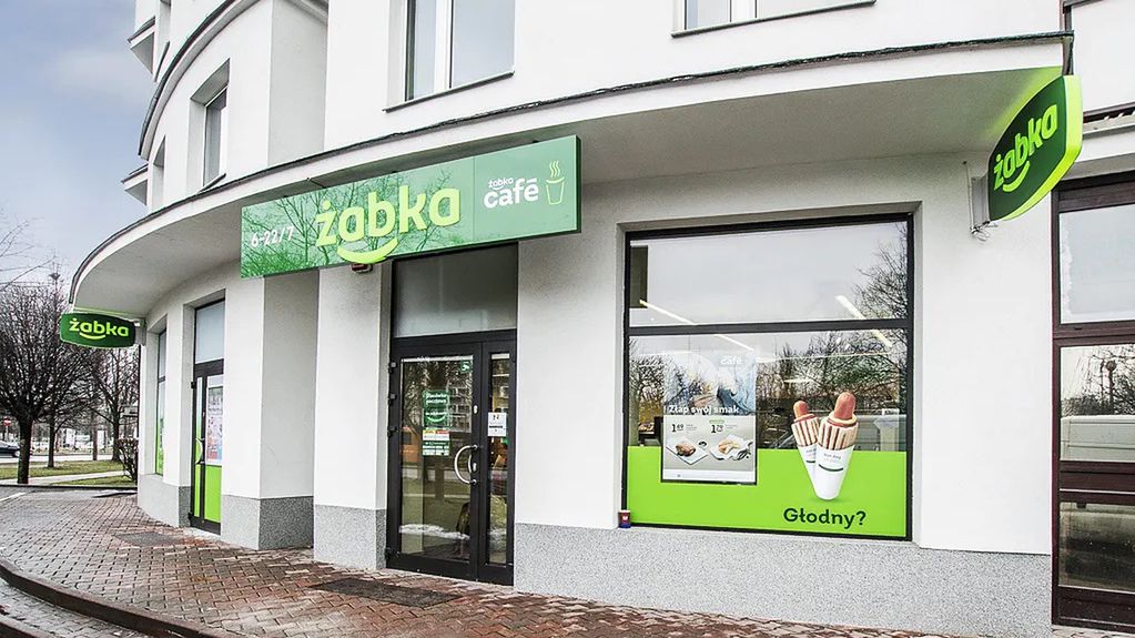 Polisa na biznes. Ubezpieczenie dla prowadzących Żabki