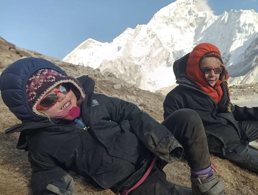 Czterolatka wspięła się do bazy na Mount Everest