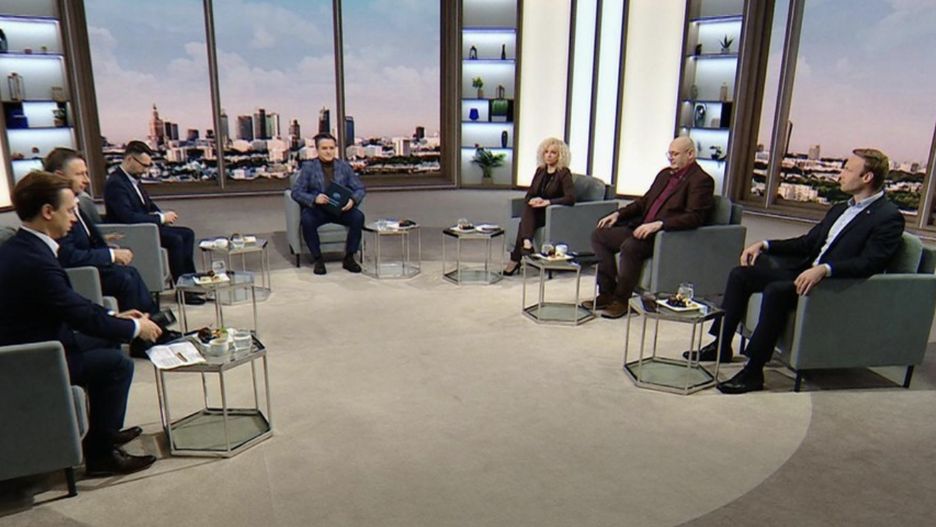 O składzie nowego rządu, który zostanie przedstawionby przez premiera Mateusza Morawieckiego w poniedziałek, rozmawiali zaproszeni przez Bogdana Rymanowskiego goście programu w TV Polsat