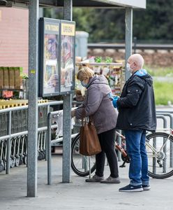 Nieoczekiwany efekt zakazu handlu. Nie tego chciało PiS