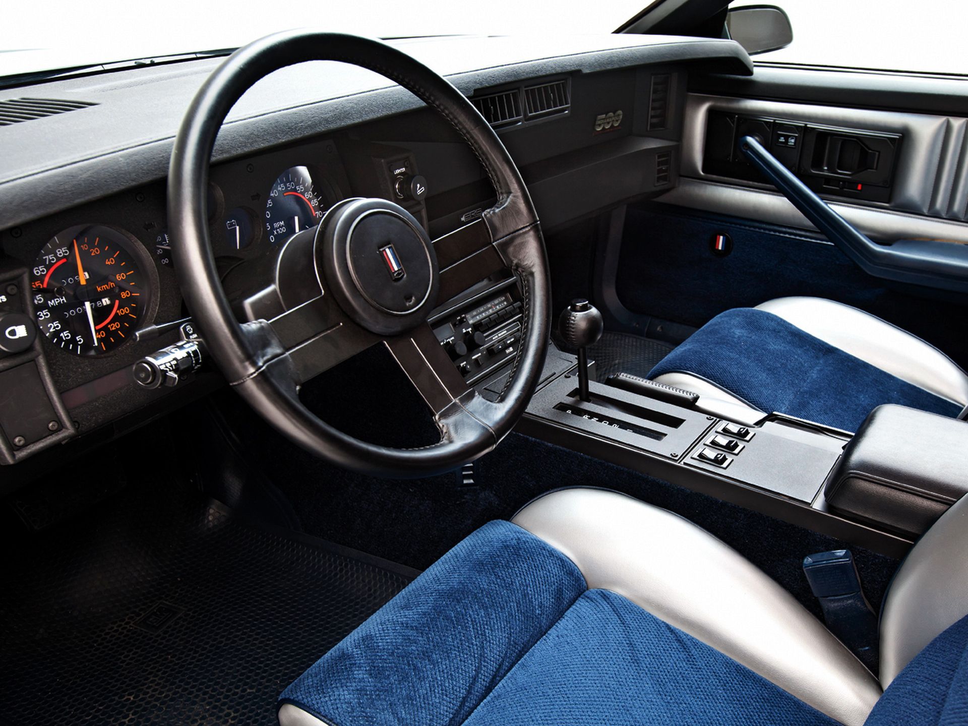 Ewolucja amerykańskiej legendy: Chevrolet Camaro 65