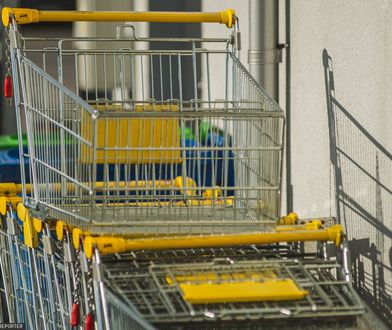 Włochy. Ślady COVID-19 w supermarketach. Posypały się kary