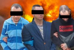 Ułożyli ich na stosie i podpalili. Wstrząsające ustalenia prokuratora