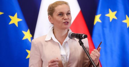 Podwyżki dla nauczycieli mogą się opóźnić. Minister tłumaczy
