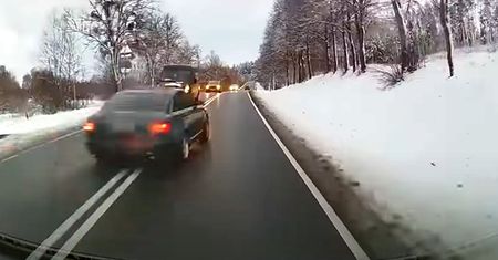 Wysyłają policji tysiące filmów. Mandaty muszą dać do myślenia
