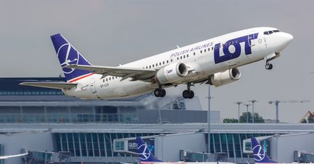 Opóźnienia i odwołane loty. Podróżnych czeka trudny rok