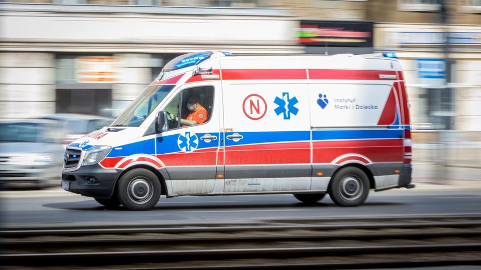 75-latka miała ponad 4 godziny czekać na karetkę. Kobieta zmarła/ Zdjęcie ilustracyjne