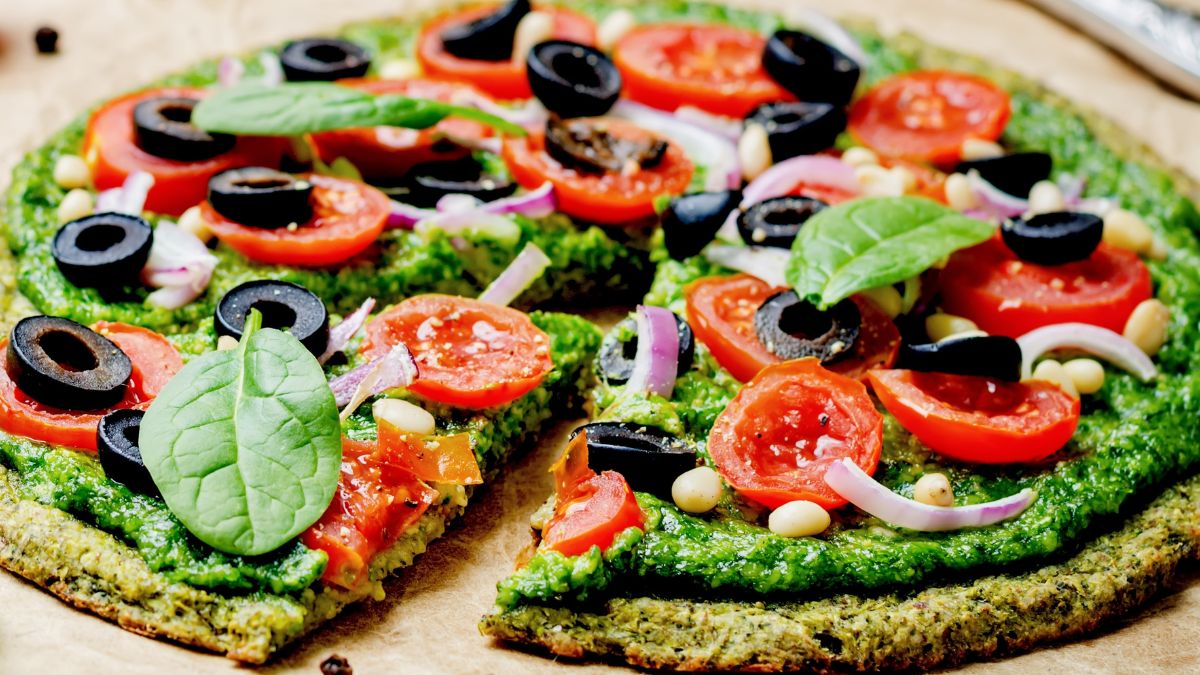 Pizza na brokułowym spodzie