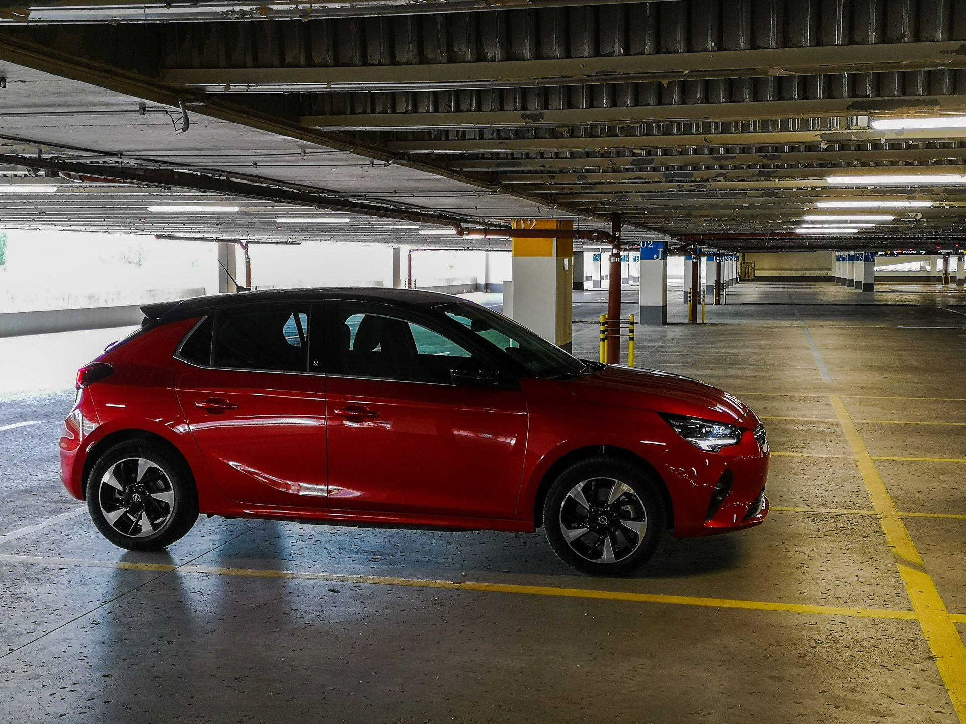 Krótki test Opel Corsa-e: Wydajny napęd elektryczny do miasta 6