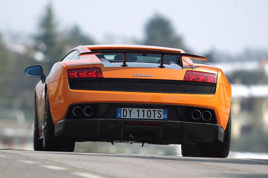 Lamborghini-Gallardo-LP-570-4-Superleggera